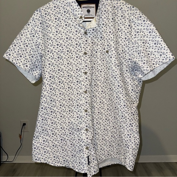 Sherman Morgan Men’s White and Blue Paisley Button Up Shirt Size Large - Picture 1 of 7
